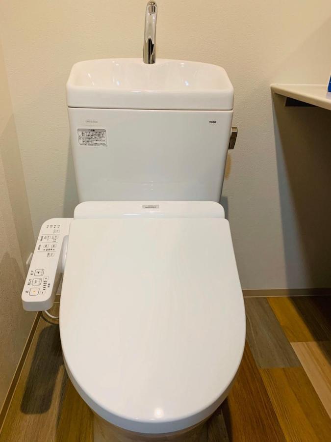 Wellstay Honmachi โอซาก้า ภายนอก รูปภาพ